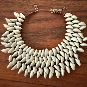 Elegant Cream Shell Necklace
